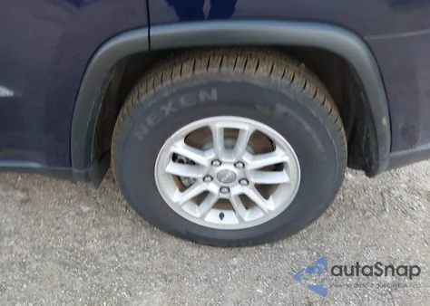 2018 Jeep Grand Cherokee Laredo E 4X4 from USA, damaged, VIN 1C4RJFAG3JC348684